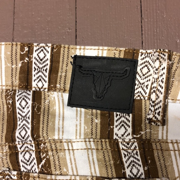 Lucky & Blessed Aztec Patteren Mid Rise Ankle Skinny Jean - Picture 8 of 9